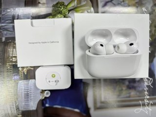 AirPods Pro Apple