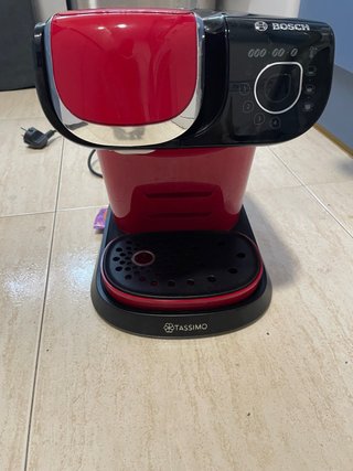 Cafetera Tassimo Bosch Roja y Negra