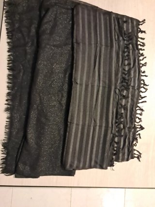Lote de 2 Chales / Foulards Negros