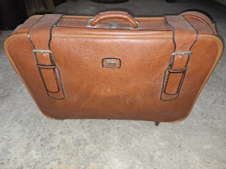 Maleta Vintage de Cuero Color Camel