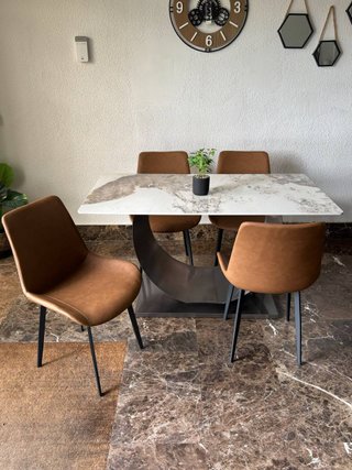 OFERTA Pack Comedor Mesa Y 4 Sillas Tapizadas