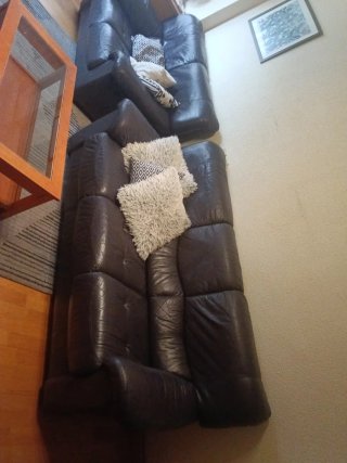 Conjunto de dos sofás de piel