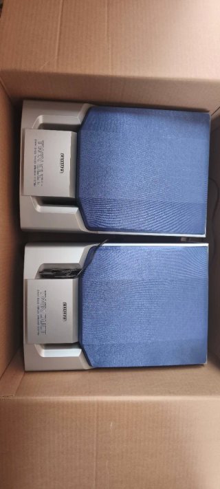 Altavoces Aiwa