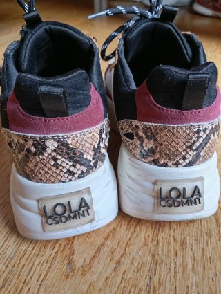Deportivas Lola Casademunt Talla 39