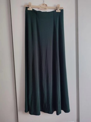 Falda Zara Verde Botella Talla M
