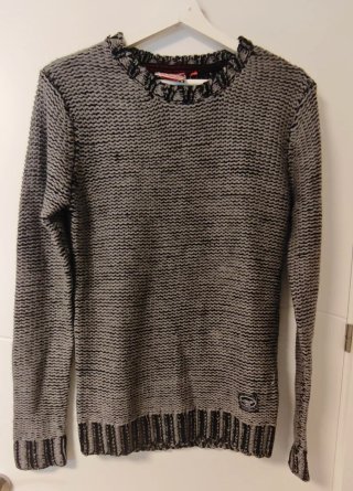 Jersey Malloy Gris y Negro