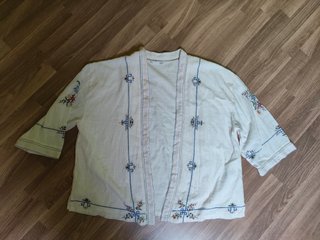 Kimono / Chaqueta abierta bordada estilo boho