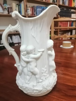 Jarra de Porcelana Antigua Siglo XIX