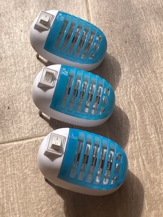 3 Enchufes Antimosquitos 220V