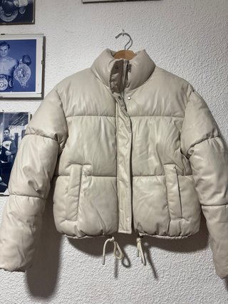 Chaqueta Acolchada Bershka Beige