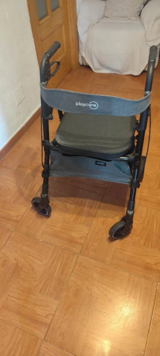 Andador Playcare con Asiento y Freno