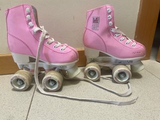 Patines de cuatro ruedas KRF rosa talla 29