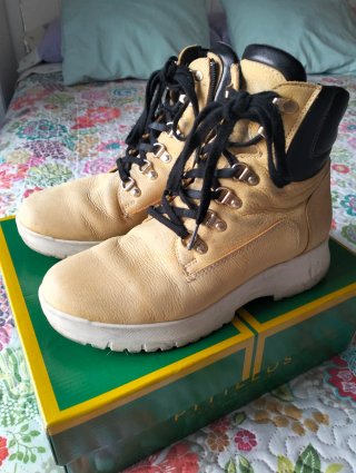 Botas de Piel Calzados Pitillos