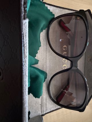 Gafas de sol Gucci negras