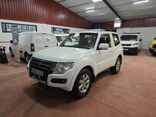 Mitsubishi Montero 2016