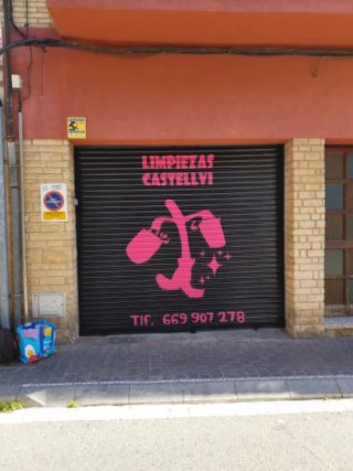 Persiana Metálica con Grafiti