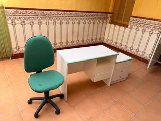 Escritorio con Silla a Juego