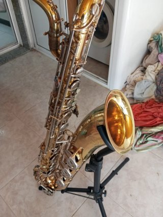 Saxo baritono