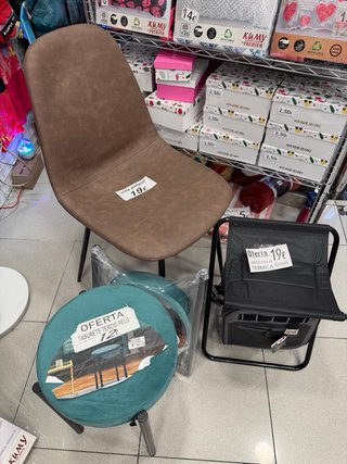 Silla y taburete nuevos barato