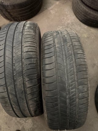 2 Neumáticos Michelin 215/60R16 95H