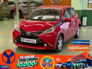 Toyota Aygo 1.0 70 x-play 51 kW (69 CV)