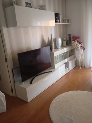 Mueble de salón blanco modular