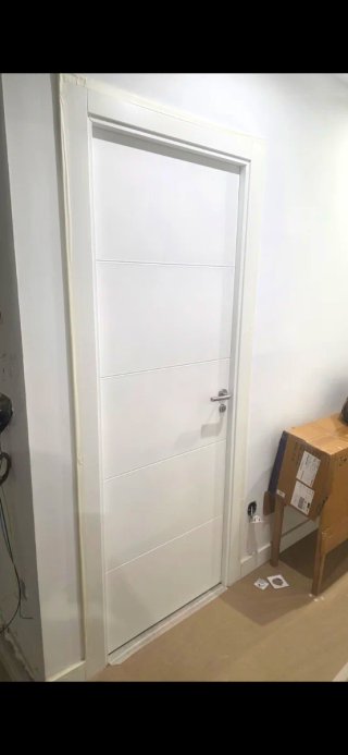 Puerta Blanca Maciza Lacada 72,5 cm izquierda