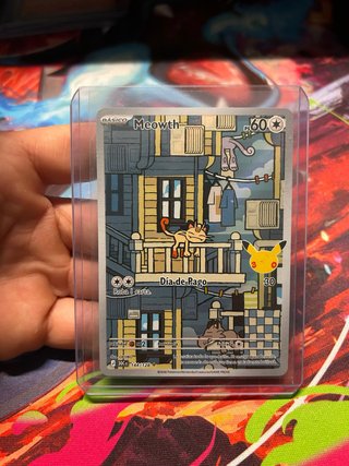 Carta Pokémon Meowth - 30 aniversario