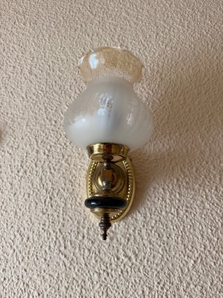 Dos apliques de pared clásicos