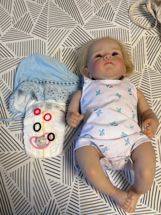 Muñeco Bebé Reborn con Accesorios