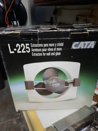 Extractor Cata L-225 pared y cristal
