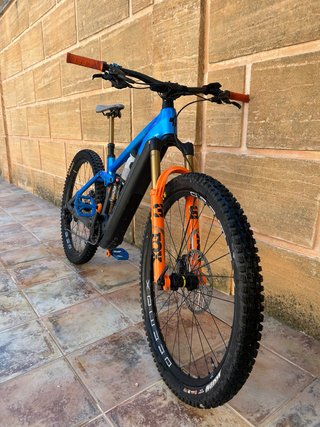 Bicicleta Eléctrica Cube Stereo Hybrid