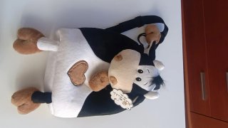Mochila de Peluche con Forma de Vaca..NUEVA