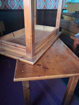 2 Mesas Antiguas de Madera