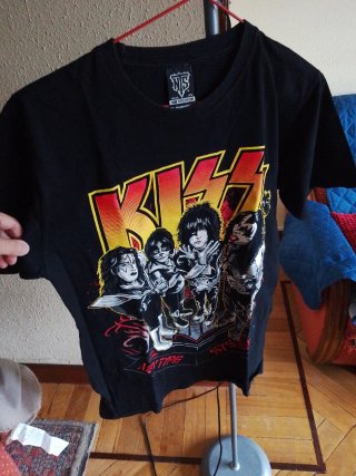 Camiseta Kiss Negra