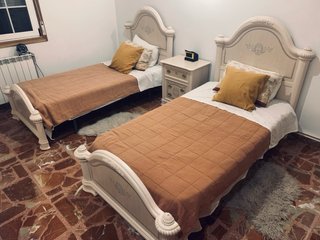 2 Estructuras de Cama Individual con Cabecero