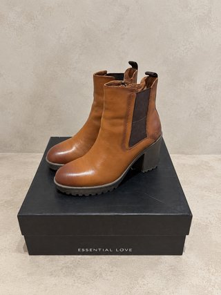 Botines de Piel Tacón Ancho Talla 37