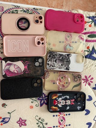 Lote de 8 Fundas para iPhone 15