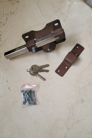 CERROJO DE SOBREPONER