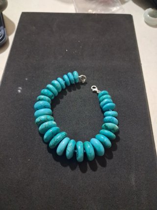 Bracciale con pietre turchesi