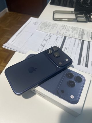 iPhone 17 Pro Azul
