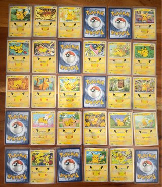 Lote 22 Cartas Pokémon Pikachu 30 Aniversario.