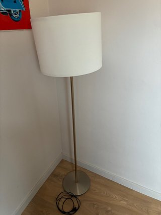 Lámpara de pie IKEA RINGSTA