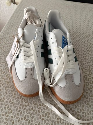Zapatillas Adidas Samba Blancas y Verdes Talla 38