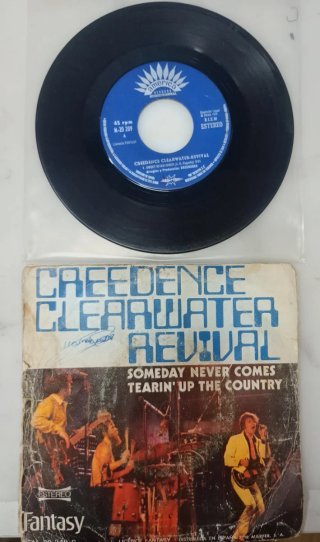 Lote 2 Singles Creedence Clearwater Revival