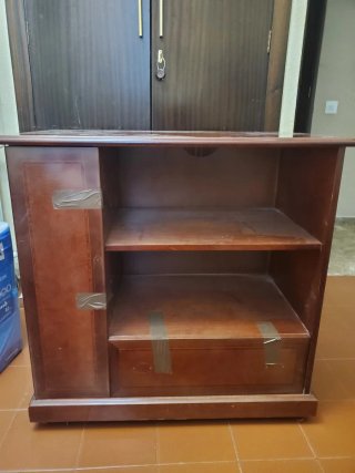 Mueble de Televisor de Madera