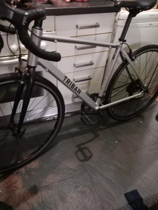 Bicicleta de carretera Triban RC 100