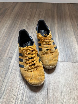 Zapatillas Adidas Gazelle Amarillas y Negras