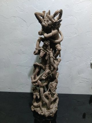 Escultura Balinesa Tallada