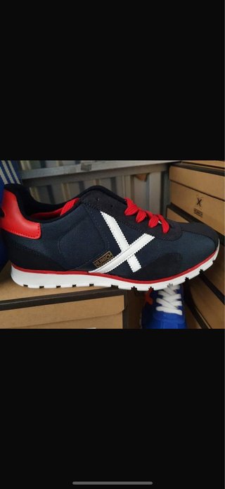 Zapatillas Munich Azul y Rojo por encargo